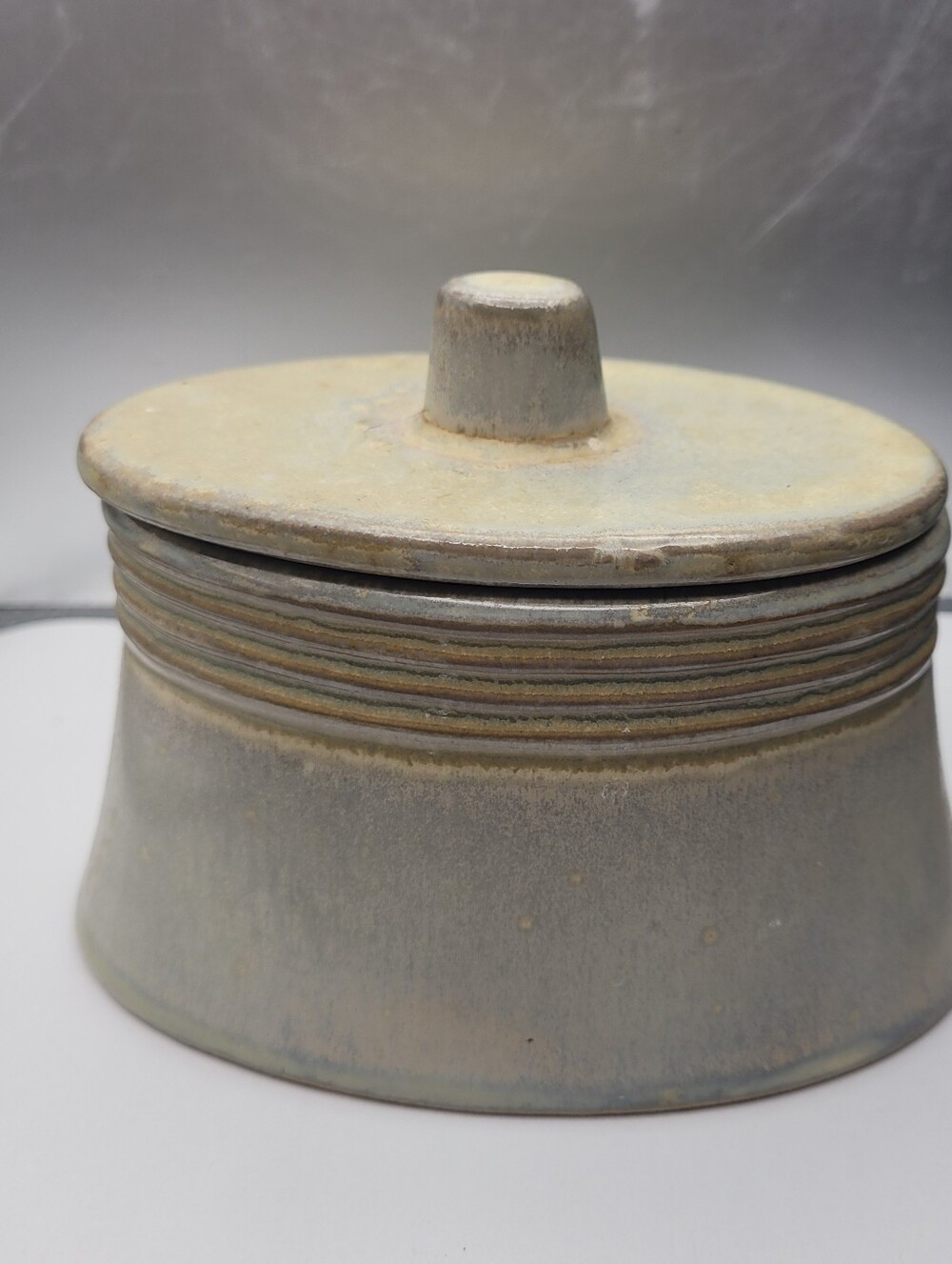 Pier 1 Trinket Decor Box Art Pottery Oval Sage Green Dish with Lid 5 3/4" Length